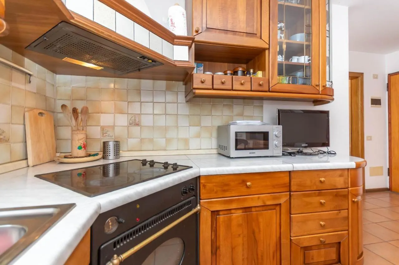 Casa Alice Daire Falcade İtalya