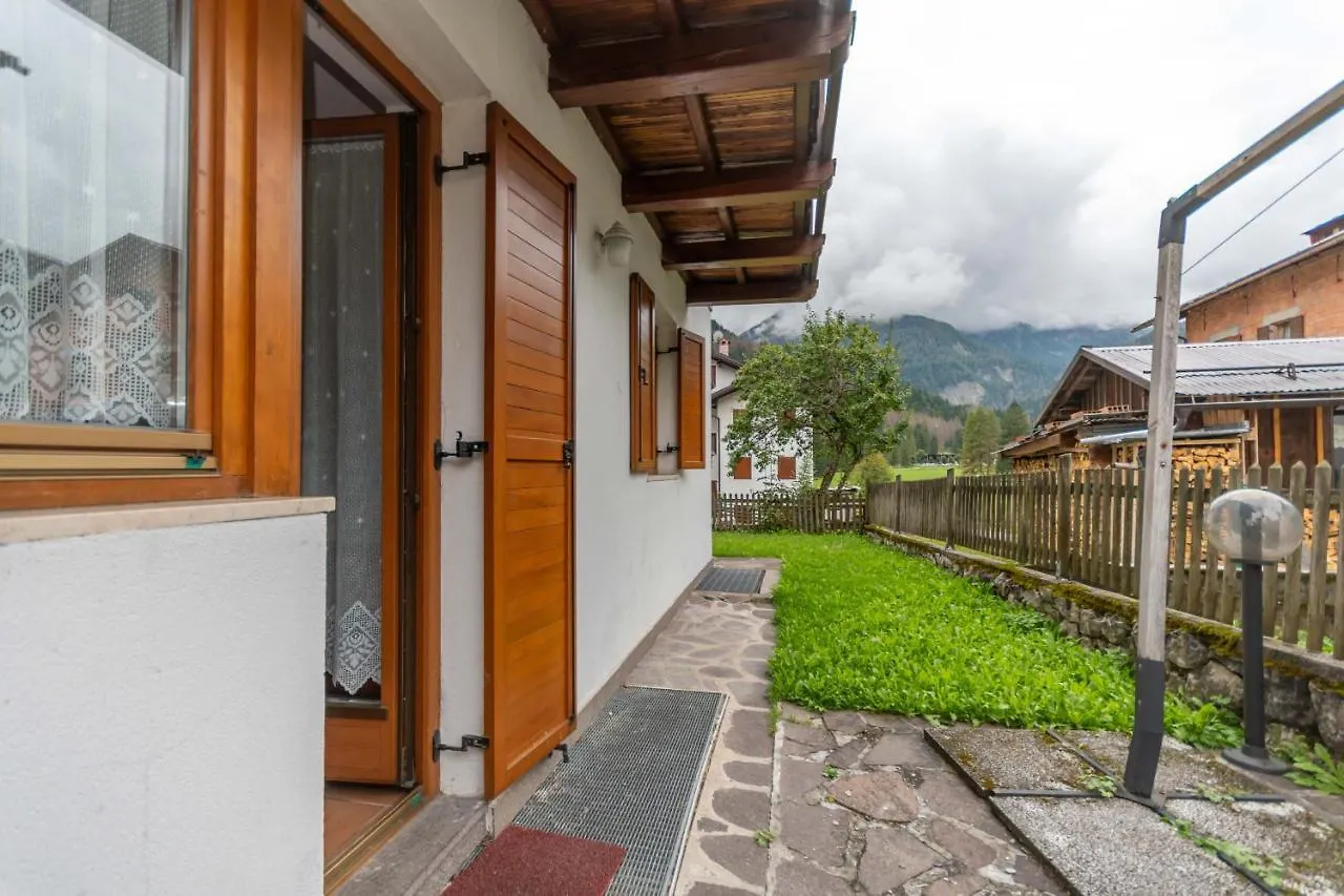 Casa Alice Daire Falcade İtalya